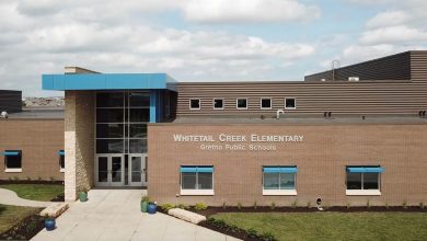 Gretna teacher earns surprise reward Gretna teacher earns surprise reward